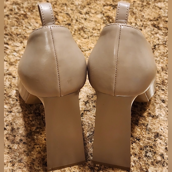 STELLA MCCARTNEY Angular Block Heel Almond Toe Platforms - Taupe - Size 37.5/7.5 - Picture 5 of 13